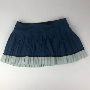 Lululemon Running Tennis Golf Skirt size 8 blue
